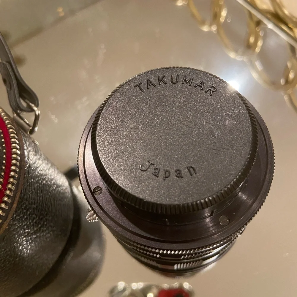 Soligor lens with black leather case included - Picture 2 of 11